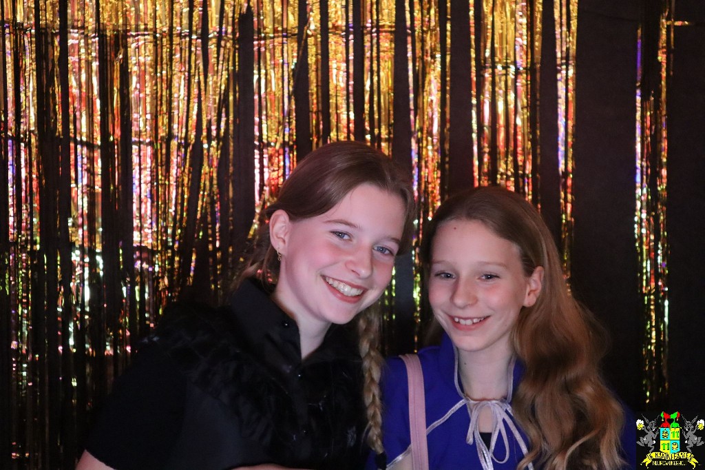 ../Images/Jeugd Opwarmbal Photobooth 387.jpg